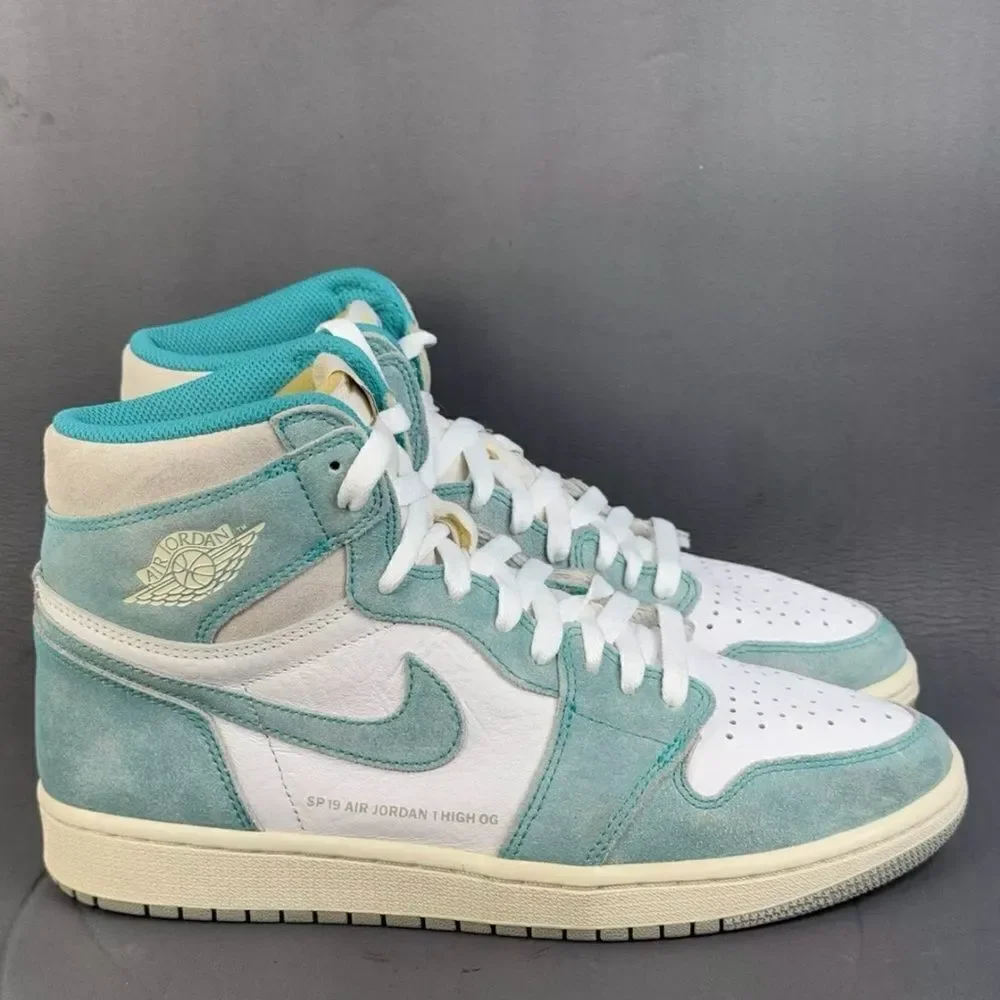Jordan 1 Retro High Turbo Green Sneaker shoes men’s size 8.5
